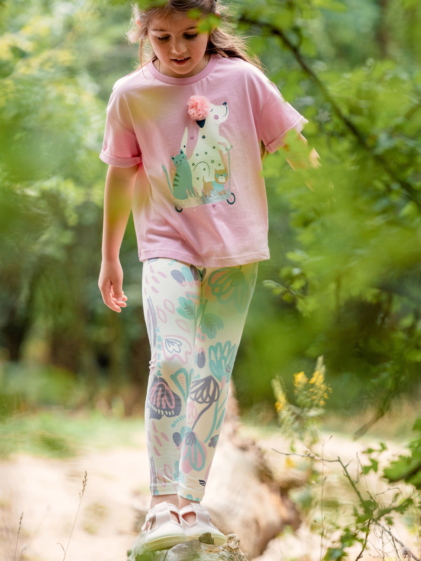 Short Sleeve T-Shirt With (Animal Friends) Embellished & Glitter Graphic - Pink